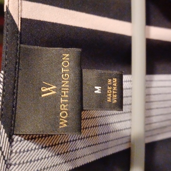 Worthington Blouse - Picture 3 of 8